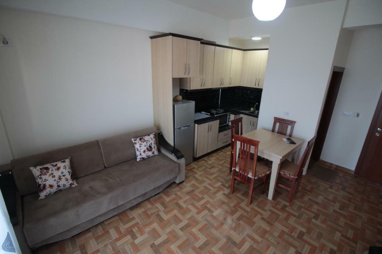 Doka Center Apartments Sarandë Exteriér fotografie